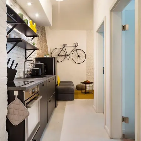 Apartamento Cosy Three Br Two Bth Ac Self Checkin Street Parking