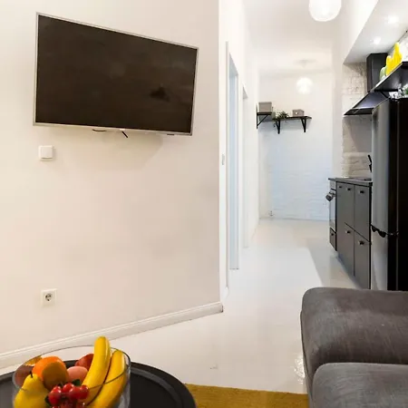Apartament Cosy Three Br Two Bth Ac Self Checkin Street Parking *